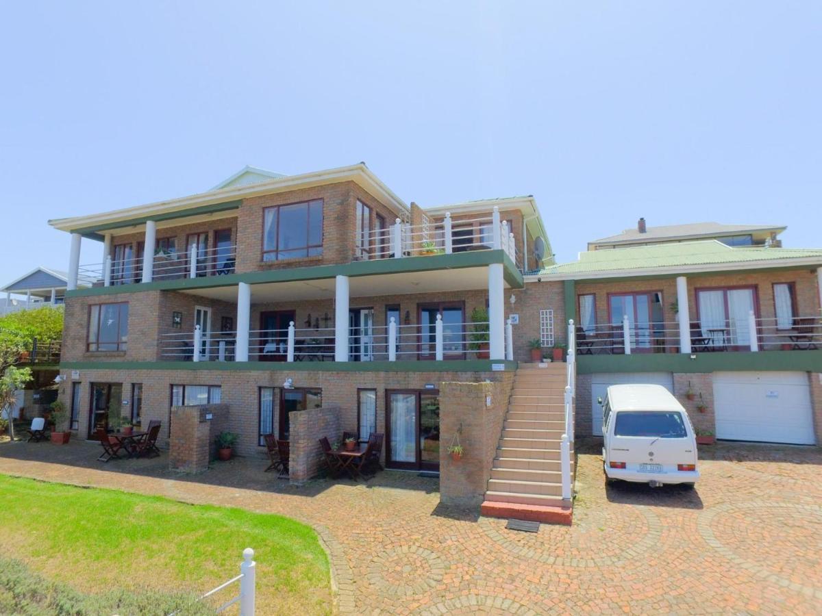 Amzee Bokmakierie Guest House Dana Bay Esterno foto