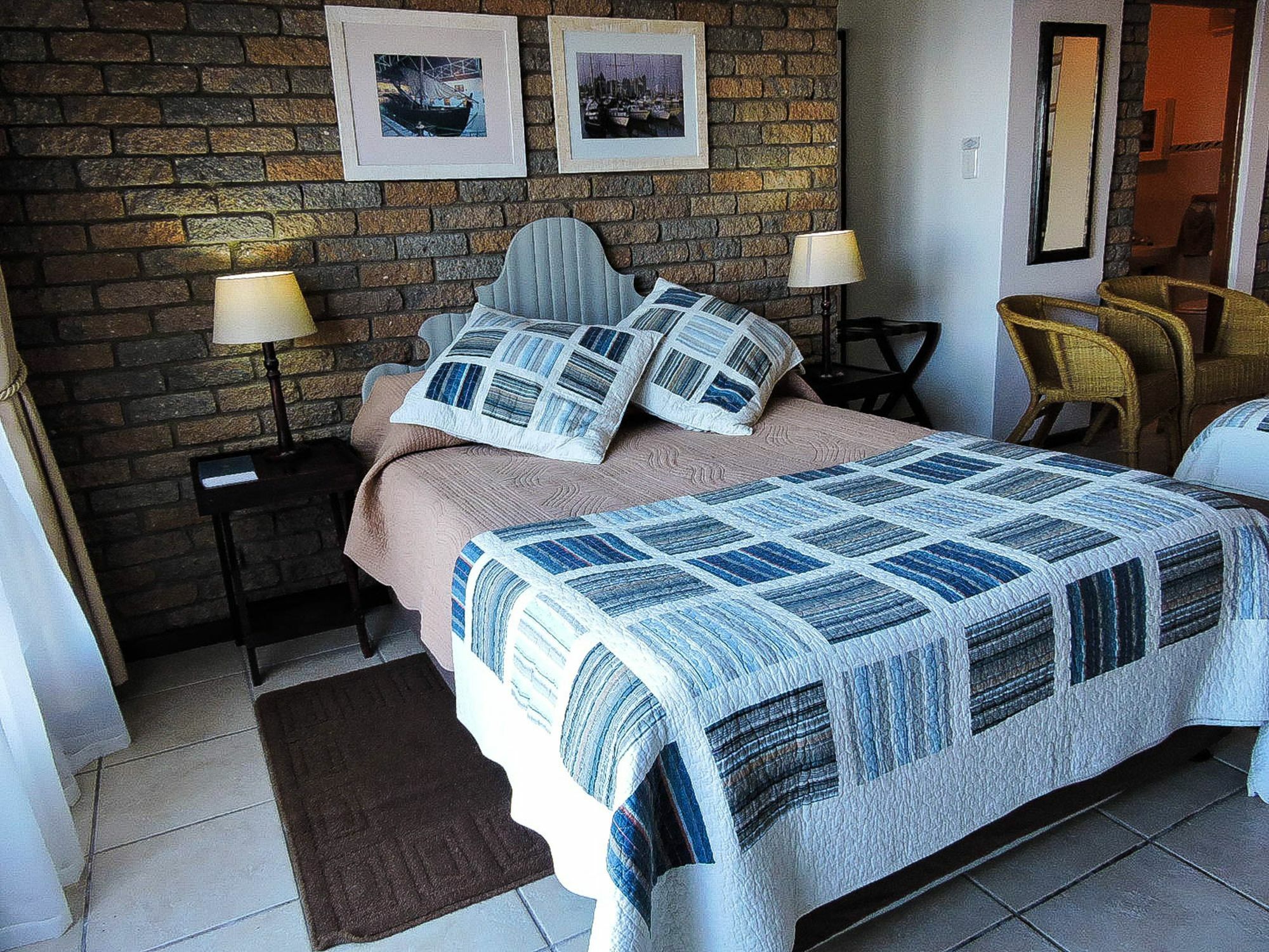Amzee Bokmakierie Guest House Dana Bay Esterno foto